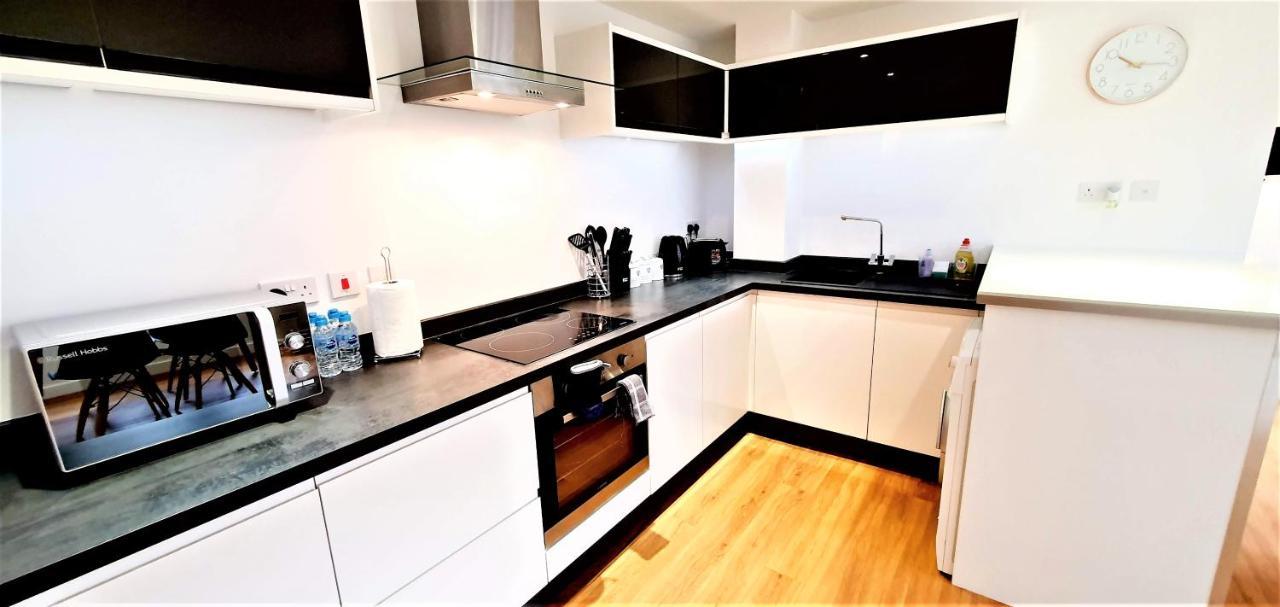 Cliftonville Heights - 2 Bed Home Away From Home Northampton Buitenkant foto