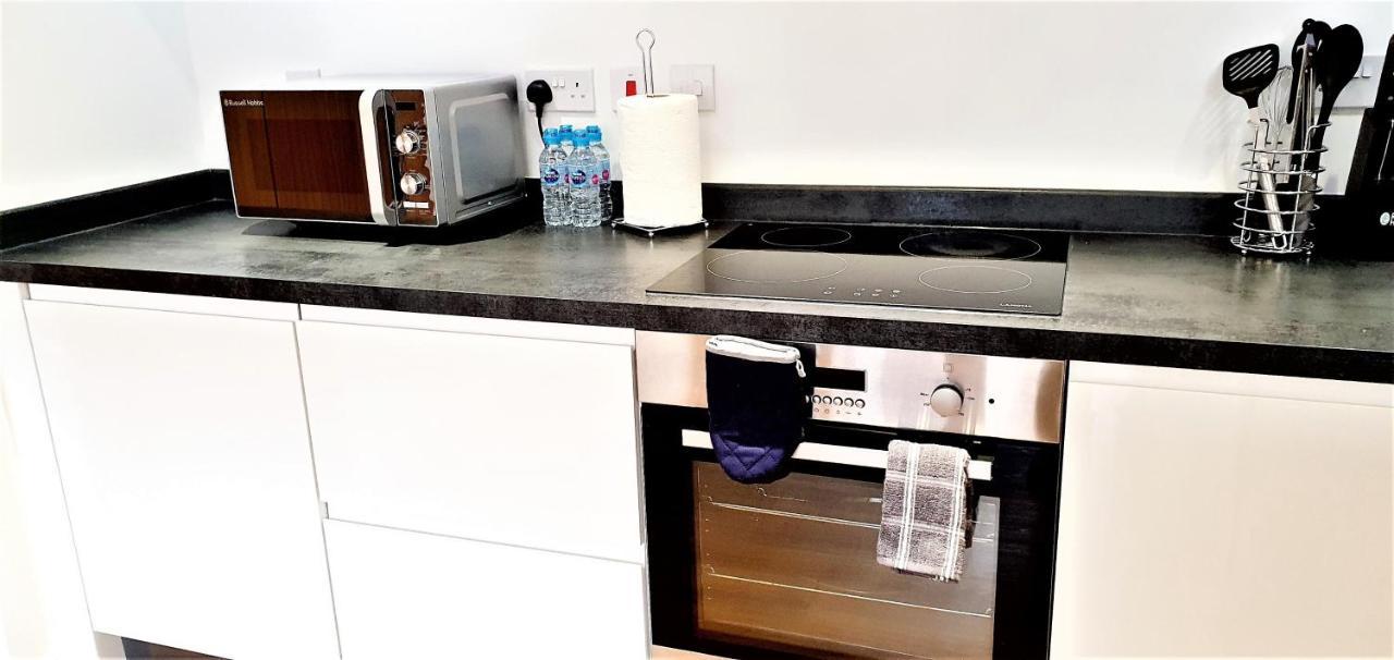 Cliftonville Heights - 2 Bed Home Away From Home Northampton Buitenkant foto